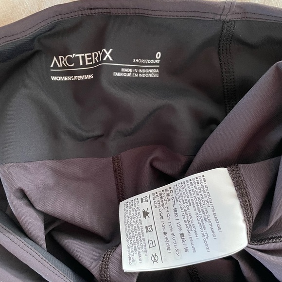 SOLD - Arc’teryx Sabria Pants - Picture 5 of 5